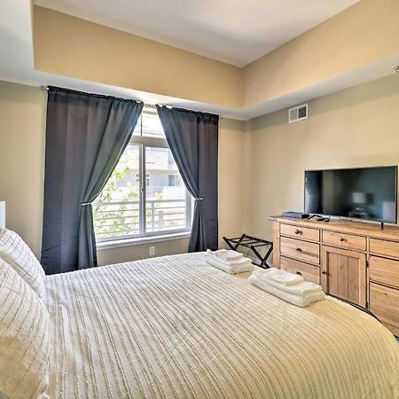 Grand Haven Condo - Walk To Nearby Hot Spots! Exteriör bild